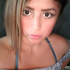 Meet your Posher, Annabella